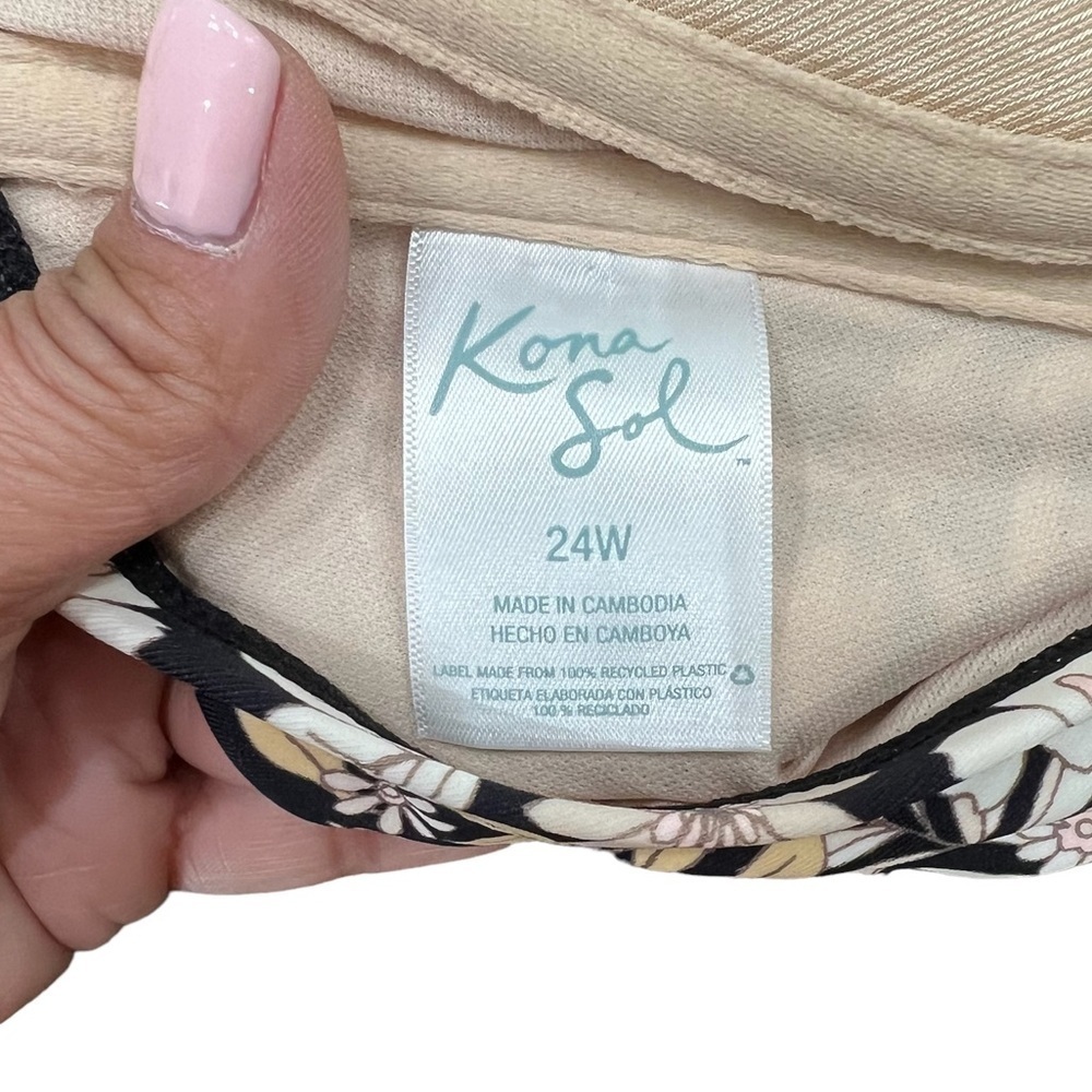 Kona Sol Floral Swimsuit Bra Bikini Top Size 24W - Picture 4 of 5